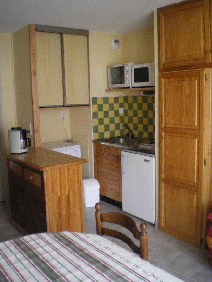 Agreable Studio A 400 M Du Centre Ville De Luz 吕兹-圣索沃尔 外观 照片
